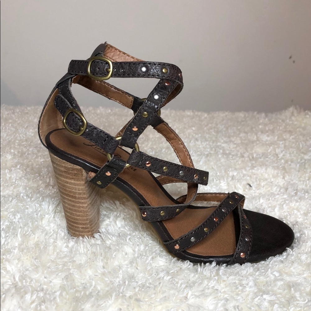 LUCKY BRAND STRAPPY HEELS